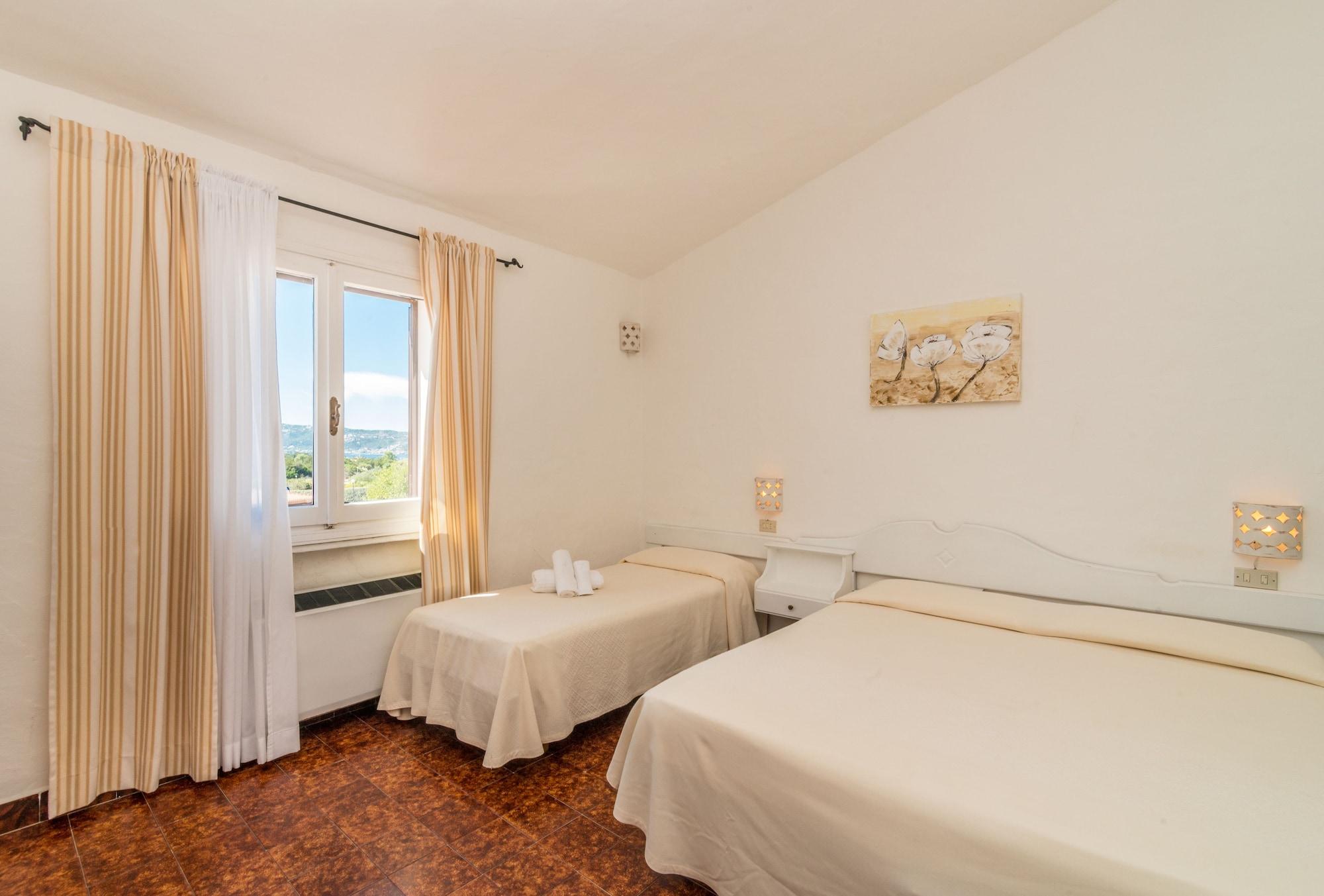 Hotel 3 Botti Baja Sardinia Bagian luar foto