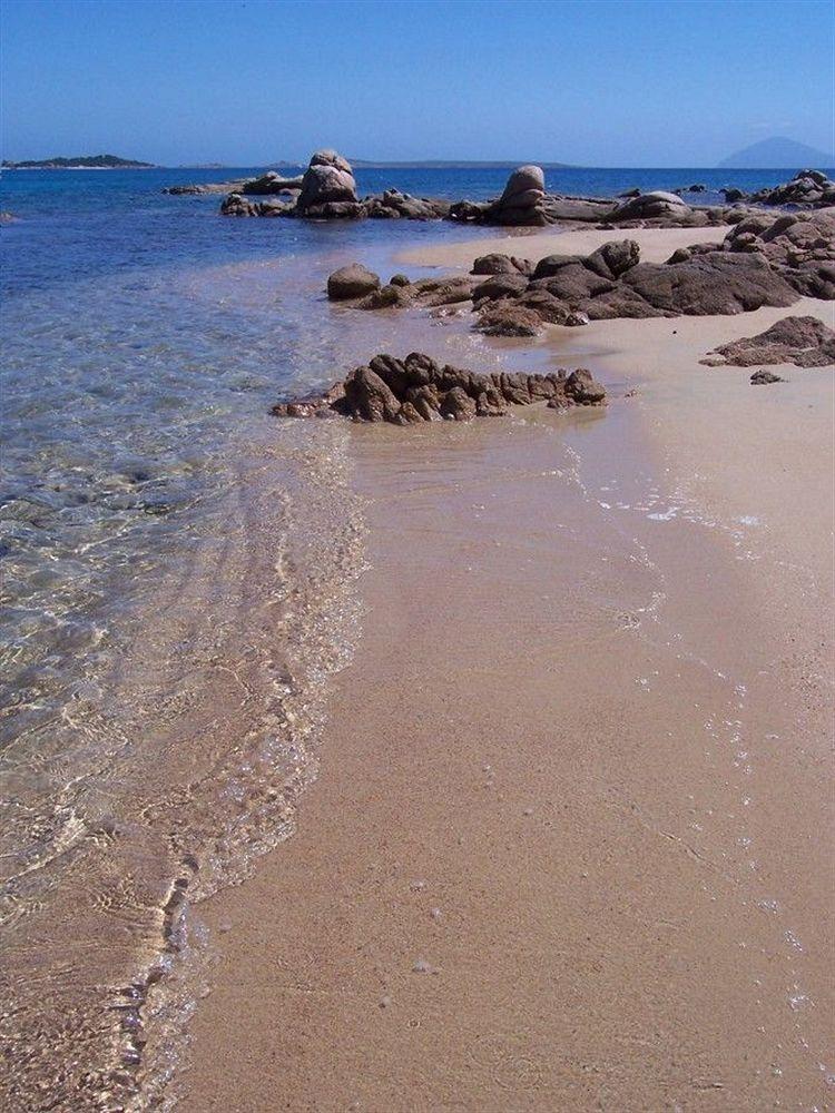 Hotel 3 Botti Baja Sardinia Bagian luar foto