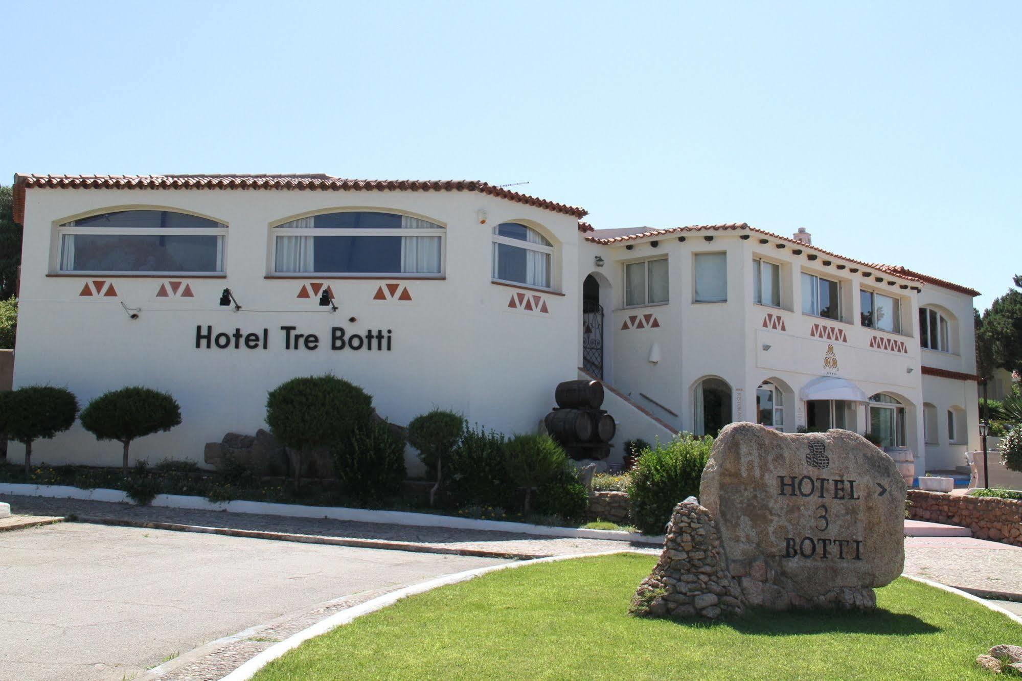 Hotel 3 Botti Baja Sardinia Bagian luar foto