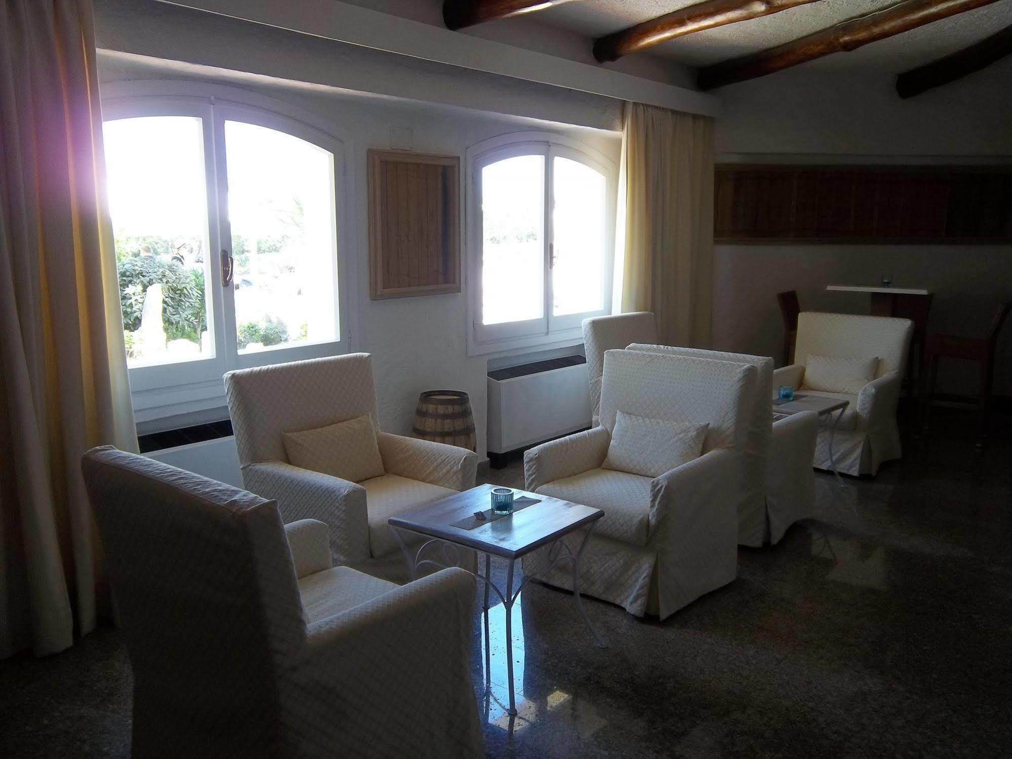 Hotel 3 Botti Baja Sardinia Bagian luar foto